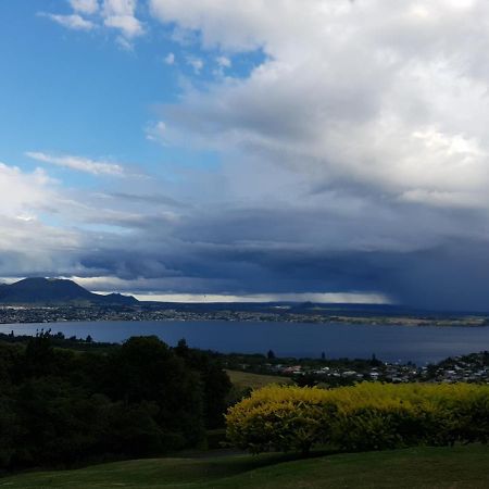 Te Moenga Lodge Tauposjön Exteriör bild