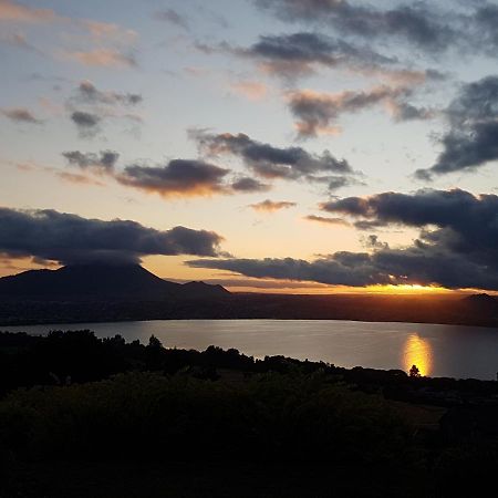 Te Moenga Lodge Tauposjön Exteriör bild