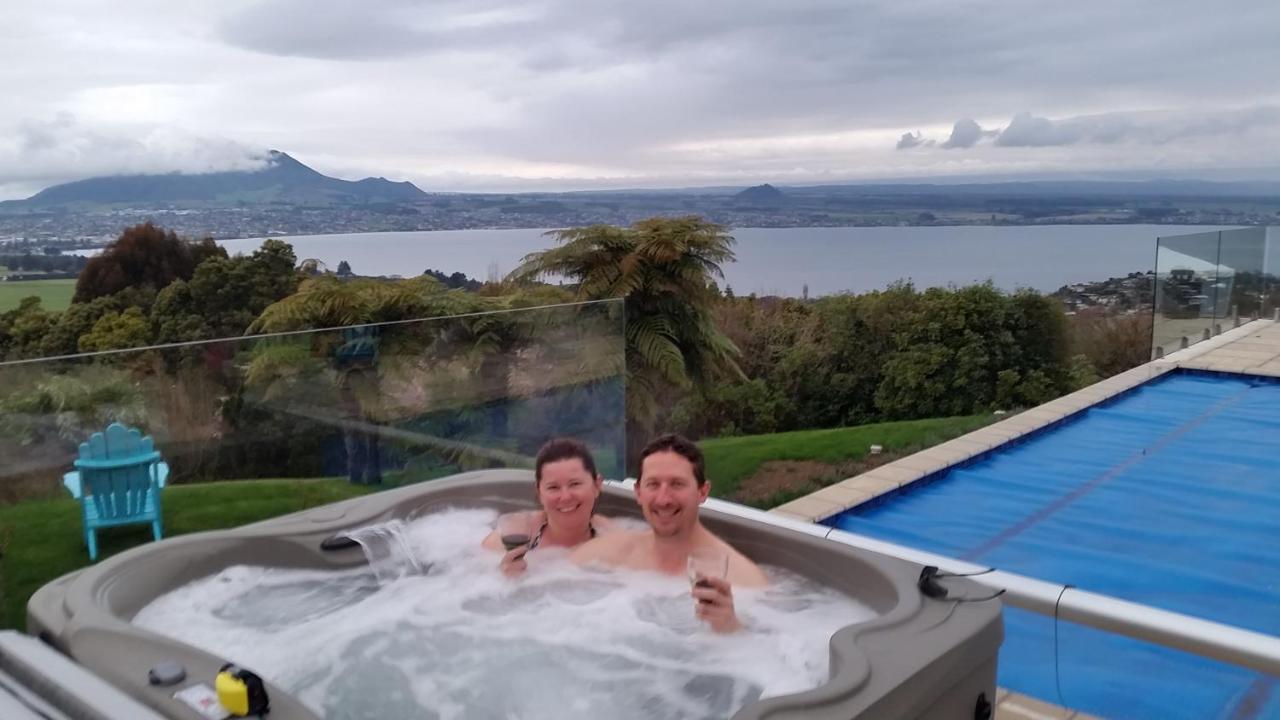 Te Moenga Lodge Tauposjön Exteriör bild