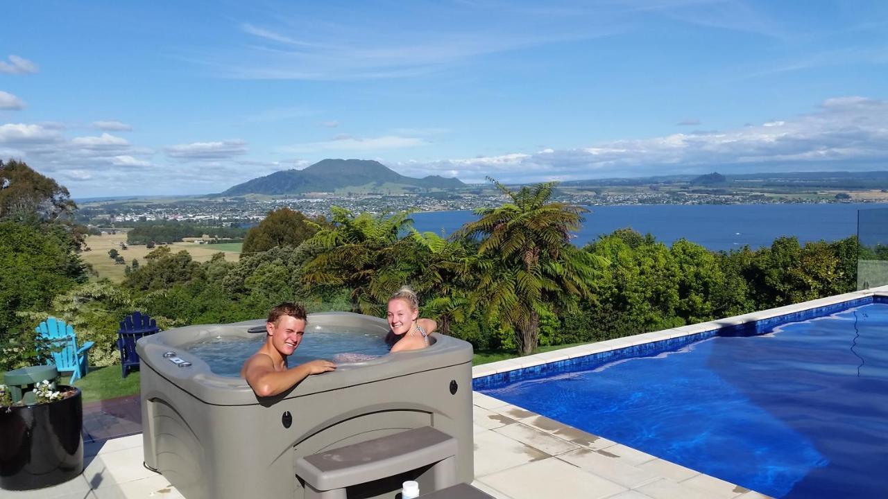 Te Moenga Lodge Tauposjön Exteriör bild